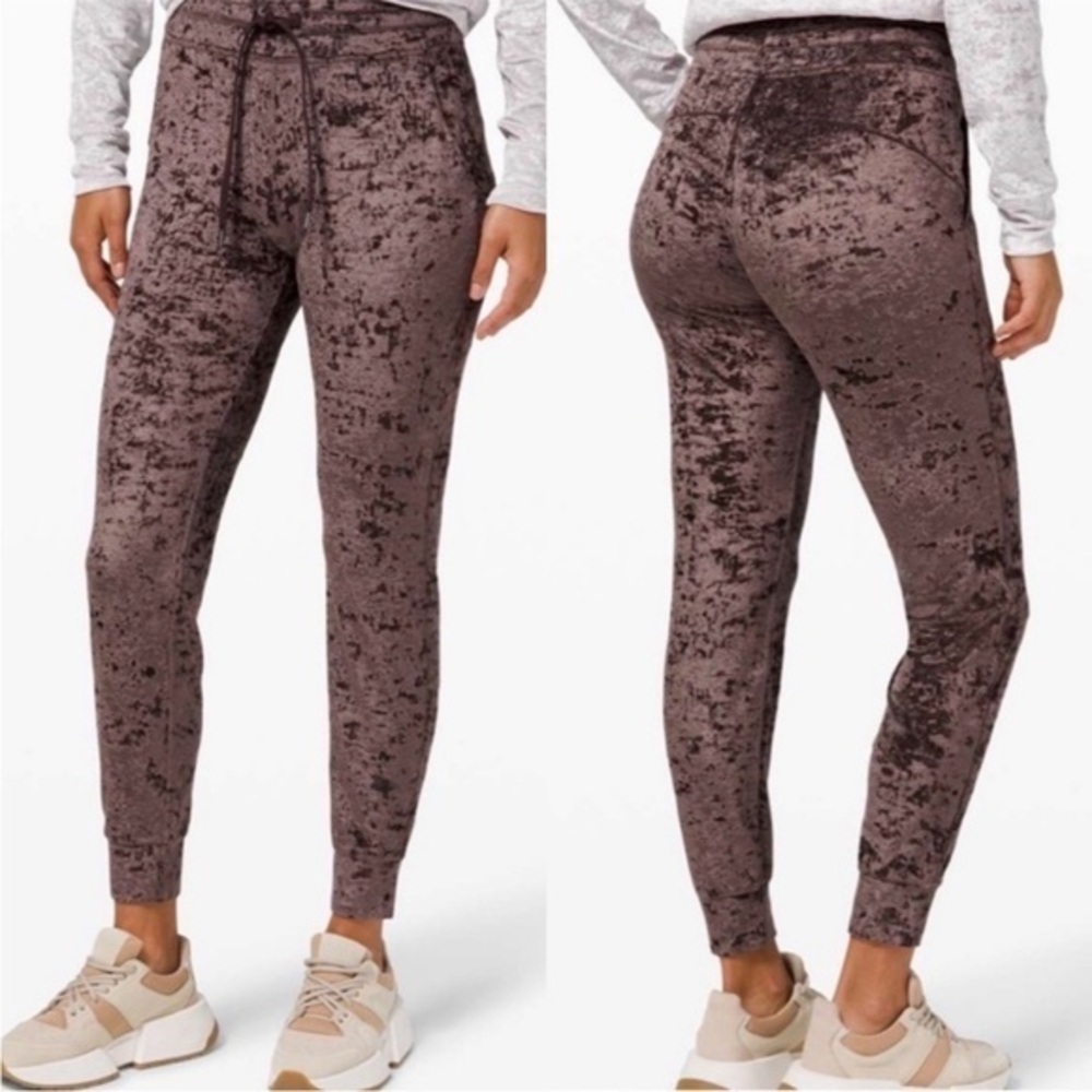 Lululemon Ready to Rulu Jogger 29" Crushed Velvet